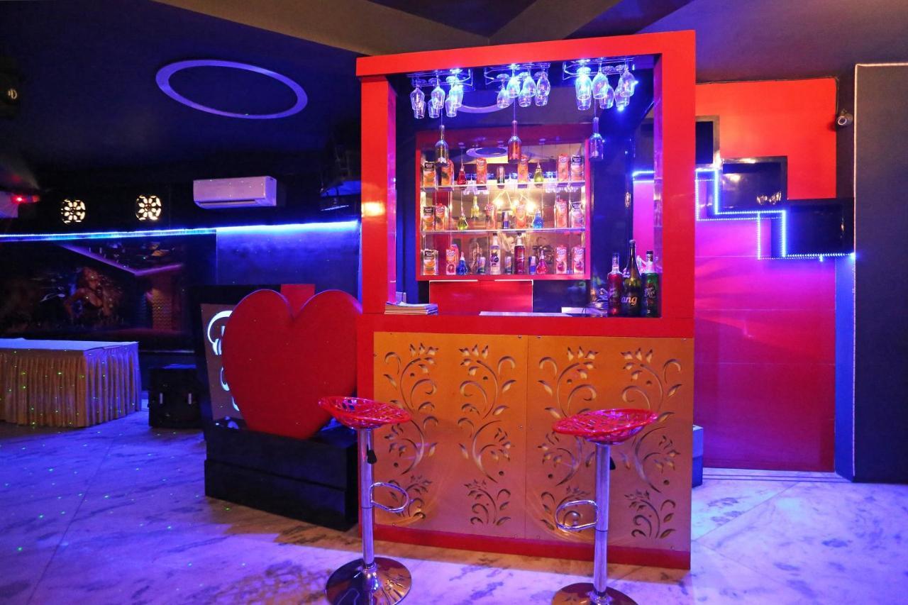 Oyo 3202 Hotel Gayatri Residency Agra  Kültér fotó