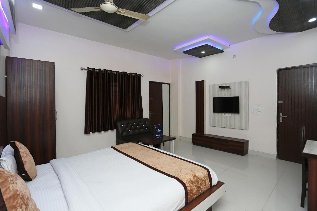 Oyo 3202 Hotel Gayatri Residency Agra  Kültér fotó