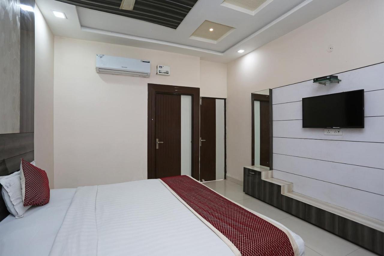 Oyo 3202 Hotel Gayatri Residency Agra  Kültér fotó