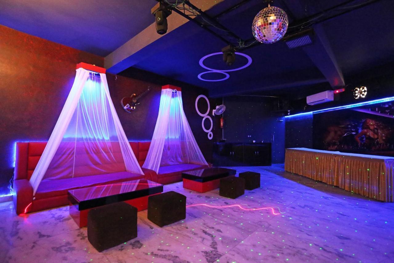Oyo 3202 Hotel Gayatri Residency Agra  Kültér fotó