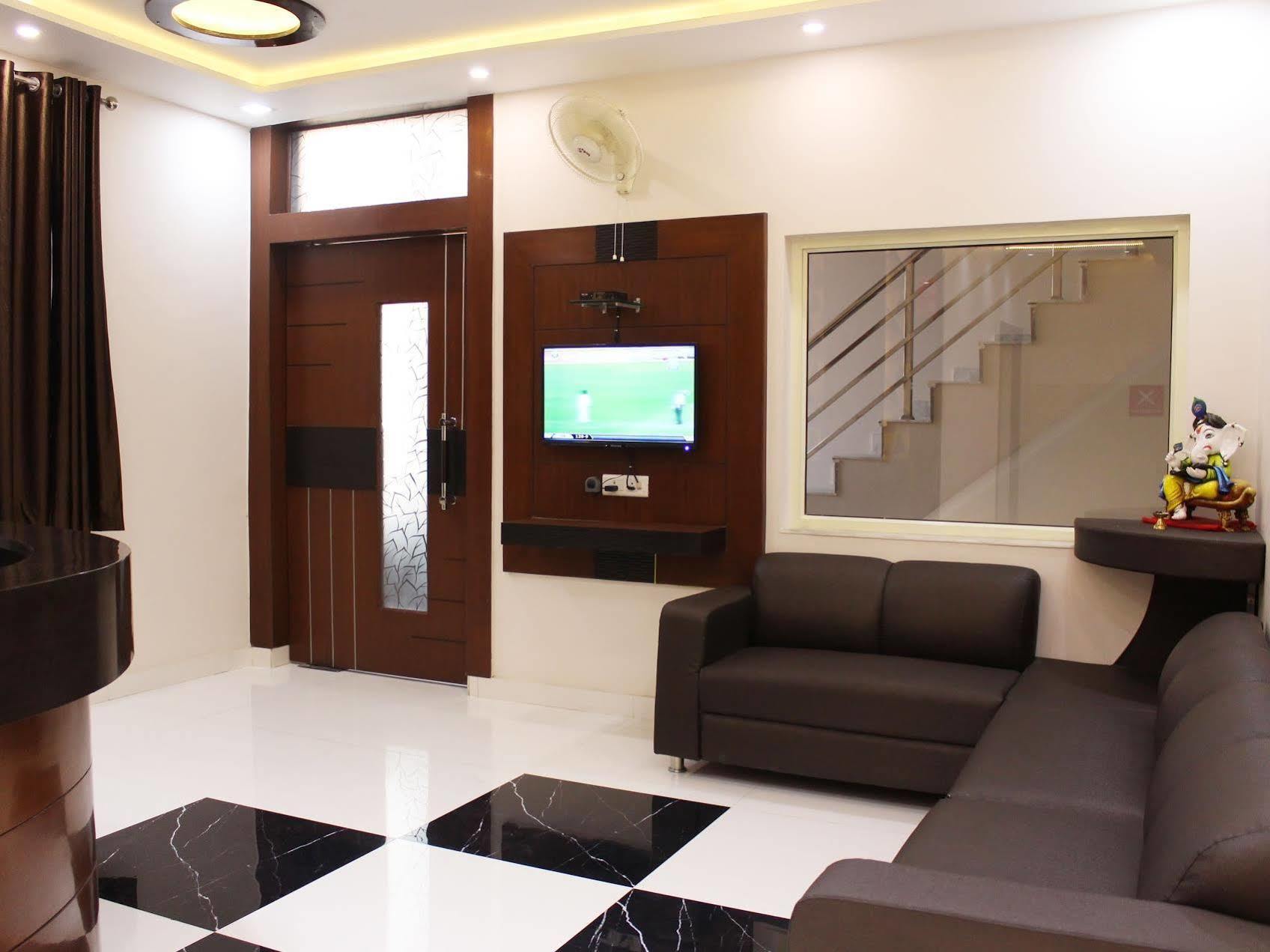 Oyo 3202 Hotel Gayatri Residency Agra  Kültér fotó